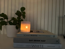 Load image into Gallery viewer, Star tealight holder - white