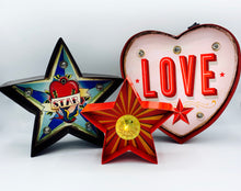 Load image into Gallery viewer, Carnival Light - Small Heart