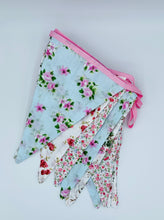 Load image into Gallery viewer, Vintage Floral Flag Bunting