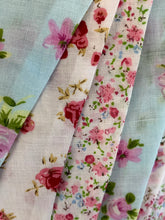 Load image into Gallery viewer, Vintage Floral Flag Bunting