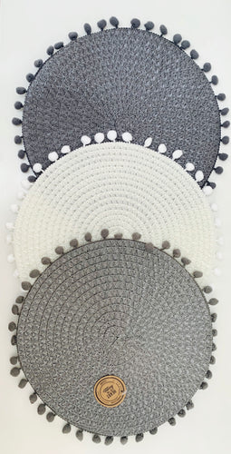 Pom Pom Placemat
