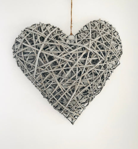 Woven wicker heart 55cm - Grey