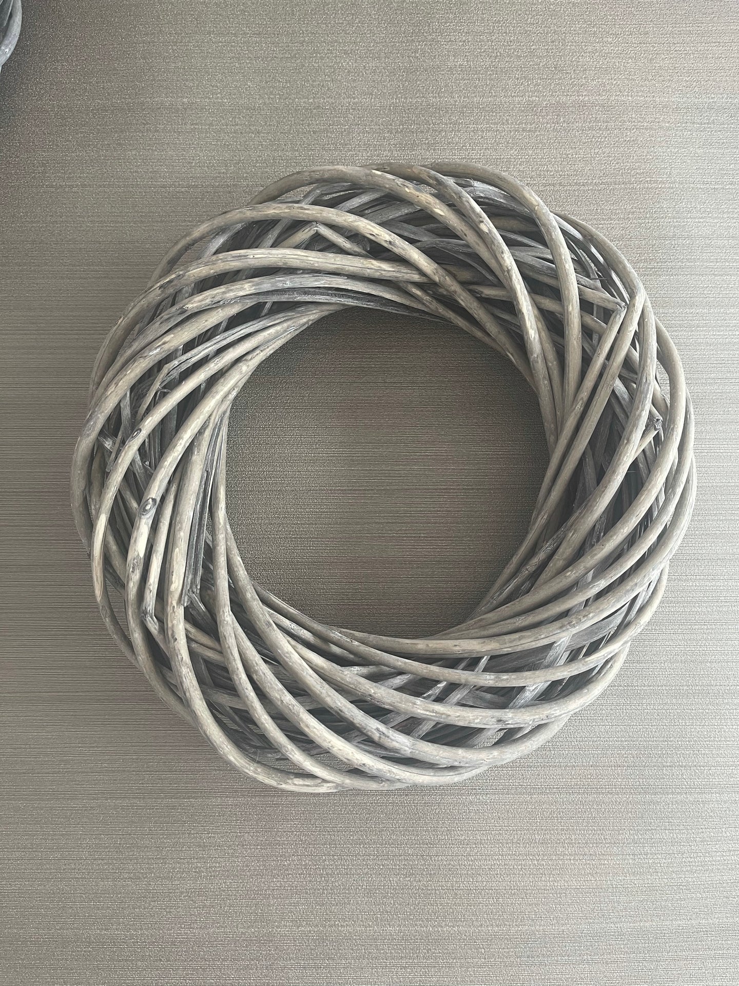Natural woven wreath - 30cm