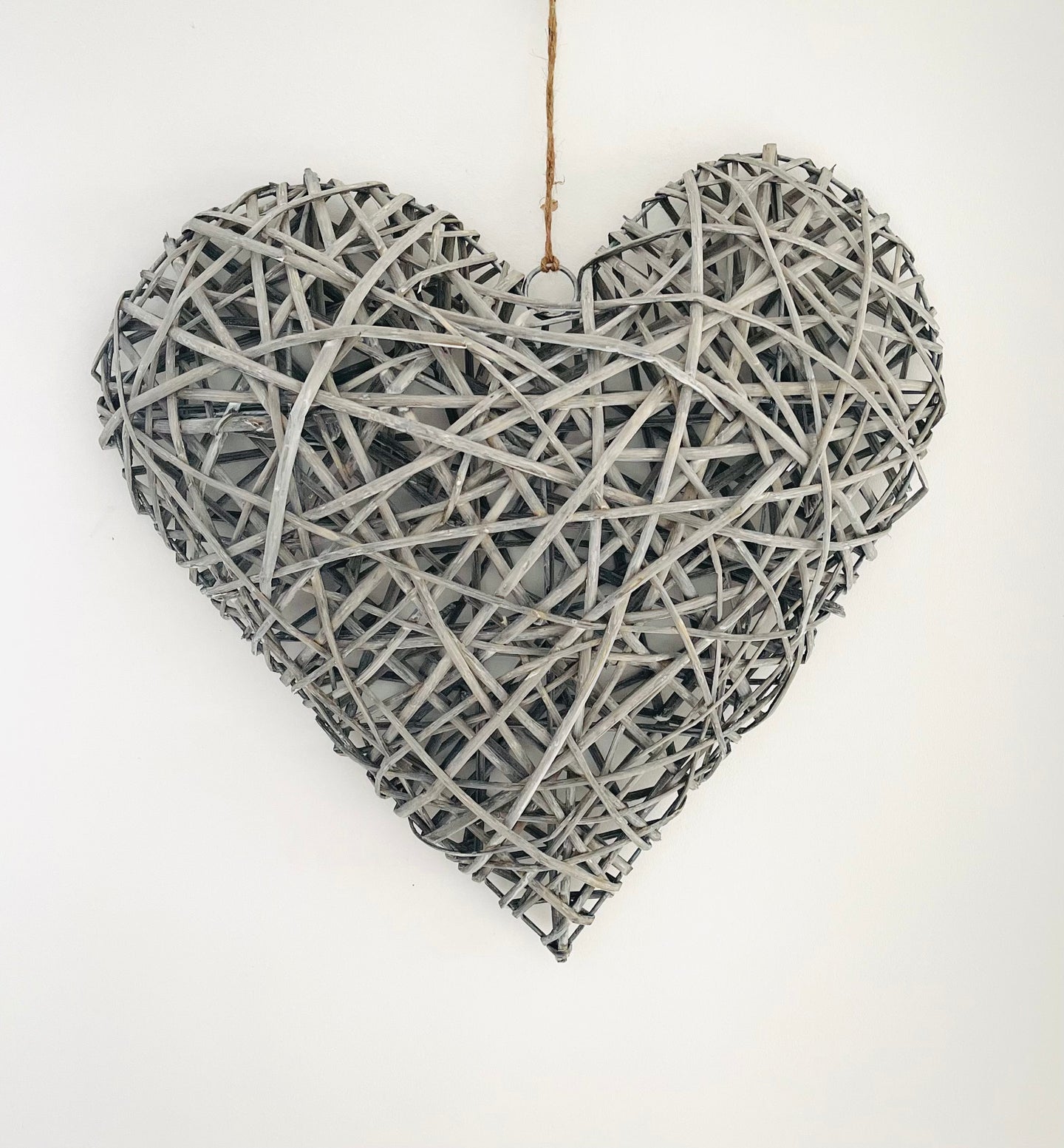 Woven wicker heart 55cm - Grey