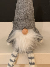 Load image into Gallery viewer, Nordic Grey dangly legged gonk