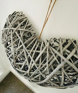 Woven wicker heart 55cm - Grey