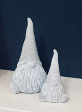 Load image into Gallery viewer, Cement Gonk